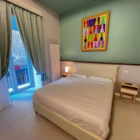 Bed & Breakfast Spaccanapoli 56 エクステリア 写真